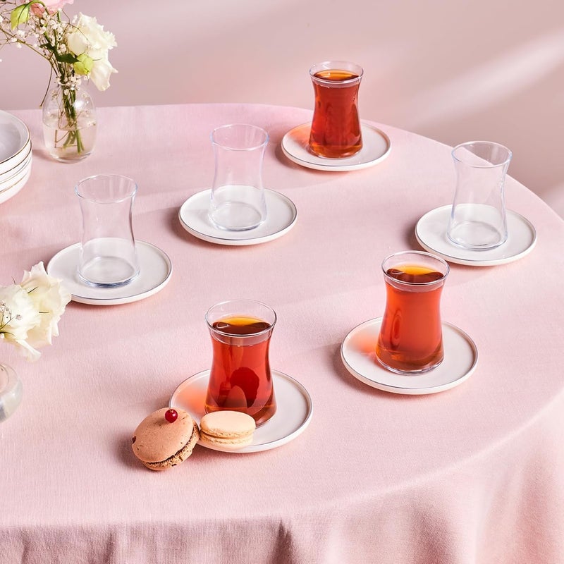 Karaca طقم أكواب الشاي التركية ستريملاين 12 قطعة لـ 6 أشخاص، أكواب شاي تركية سعة 5.75 أونصة، زجاج متين بتفاصيل بلاتينية وصحون بيضاء - Image 1