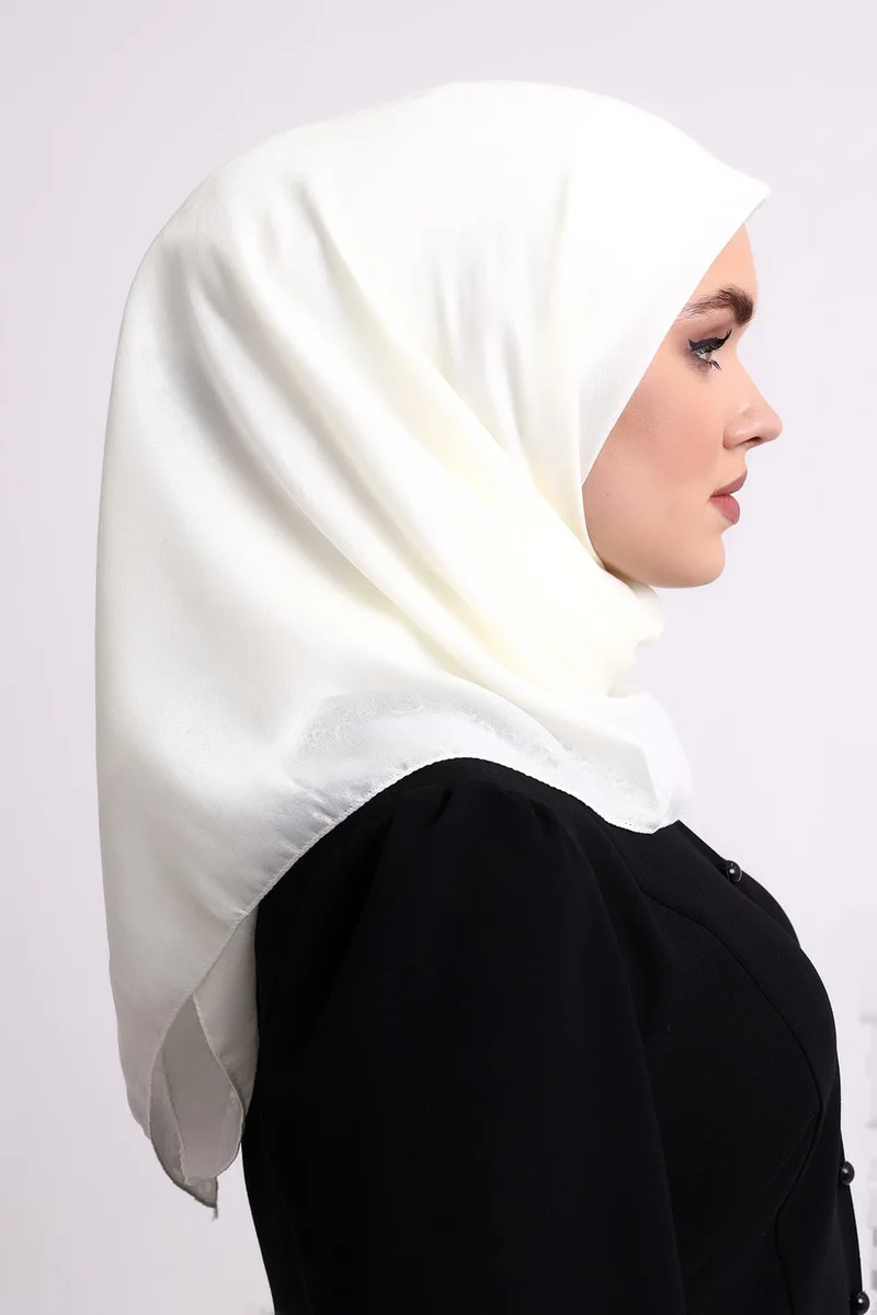 ايهفان اونلاين Kofra Patterned Head Scarf - Cream