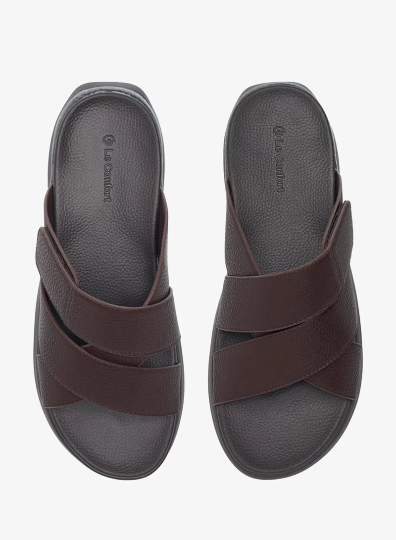 لو كونفورت صنادل رجالي بنعل متقاطع سهل الارتداء