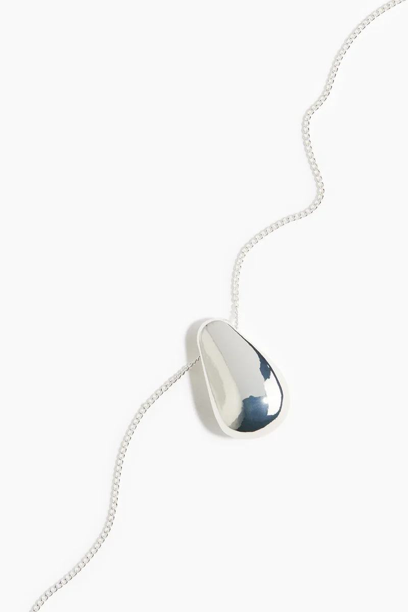 H&M Pendant necklace