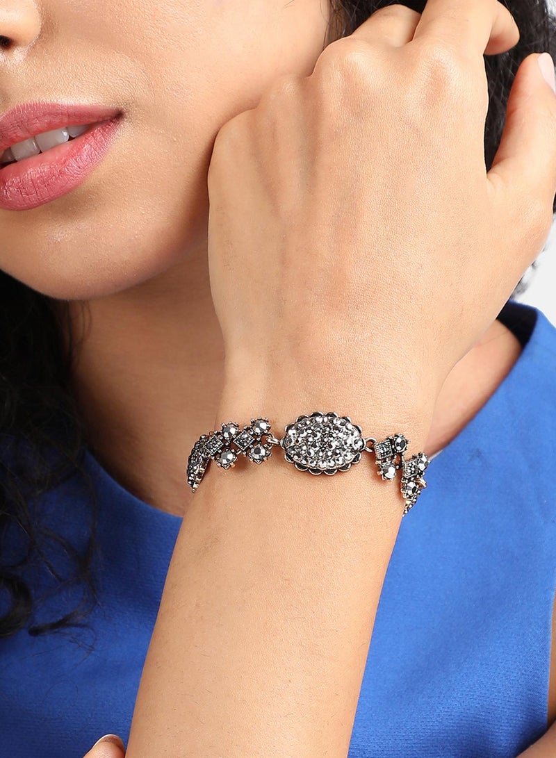SOHI Oval Cluster Artificial Bracelet Jewellery - Image 1