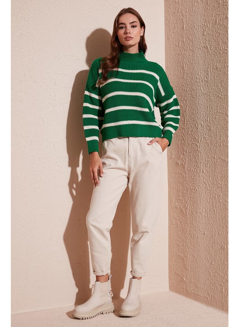 Lela Striped Stand Collar Winter Sweater Women's Sweater 4616118 - Image 2