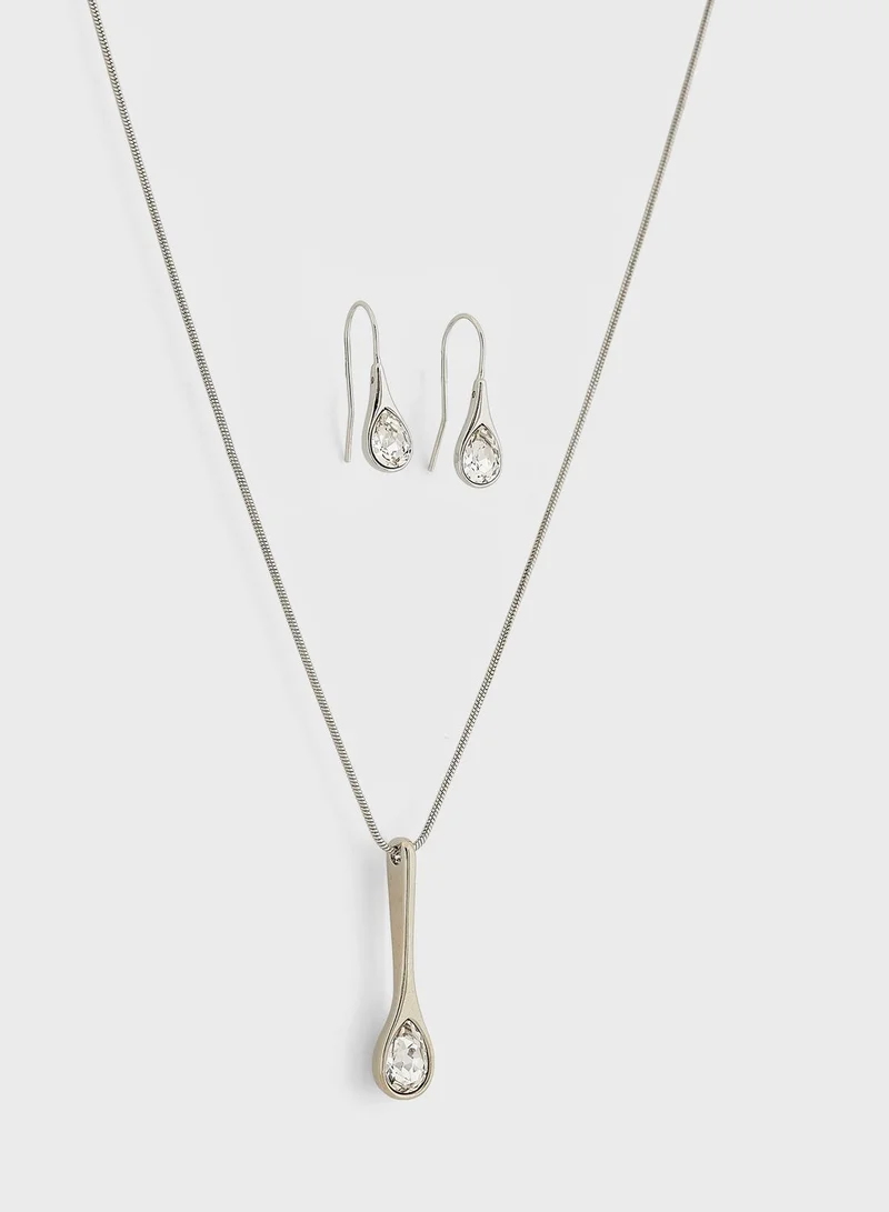 Mestige Iris Embellished Set Of Earrings  And Necklace