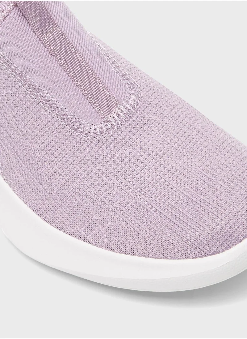 Dash Close Toe Flat Slip Ons