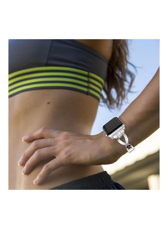 سوار معصم صلب من الإستانلس ستيل مرصع بالألماس على شكل حرف X لساعة أبل ووتش سيريز 1/ 2/ 3 مقاس 42 مم فضي - Image 5