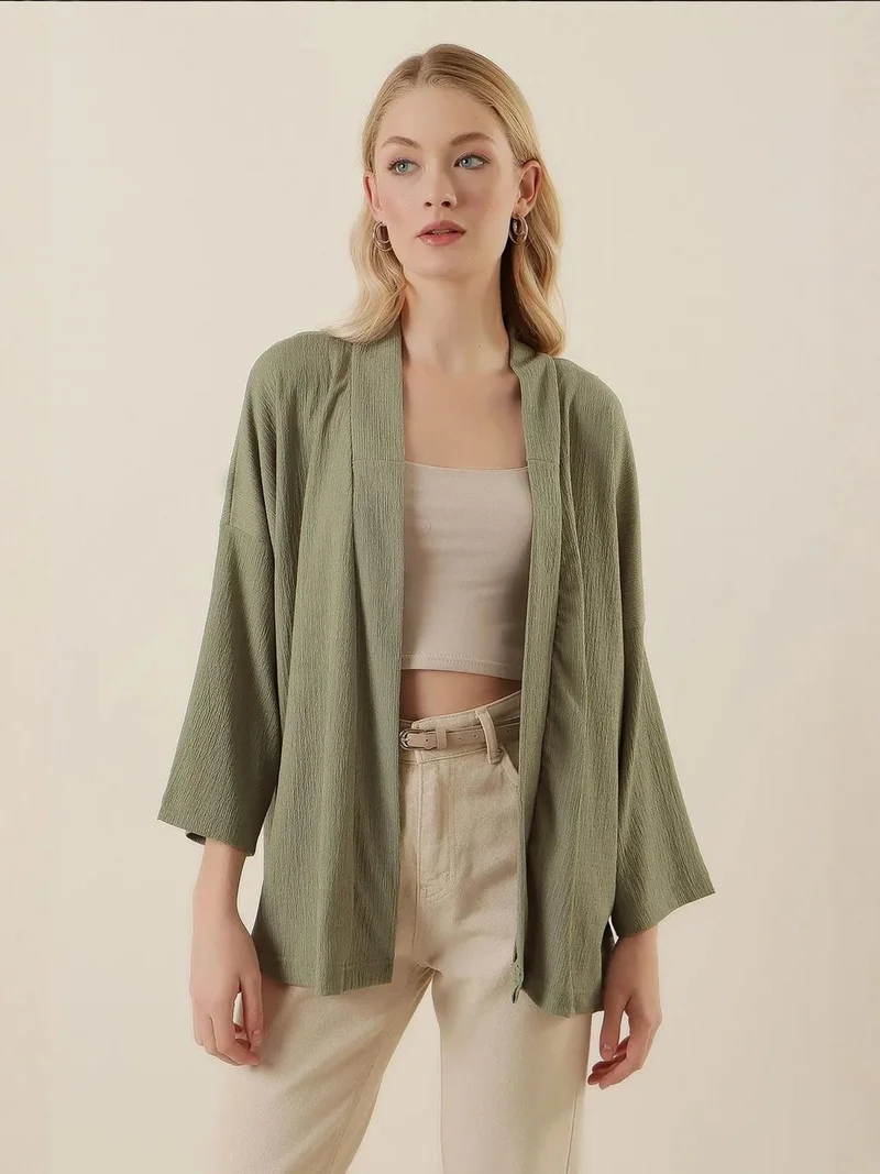 بيغ دارت كيمونو بياقة شال فضفاض من  بنقوش بارزة