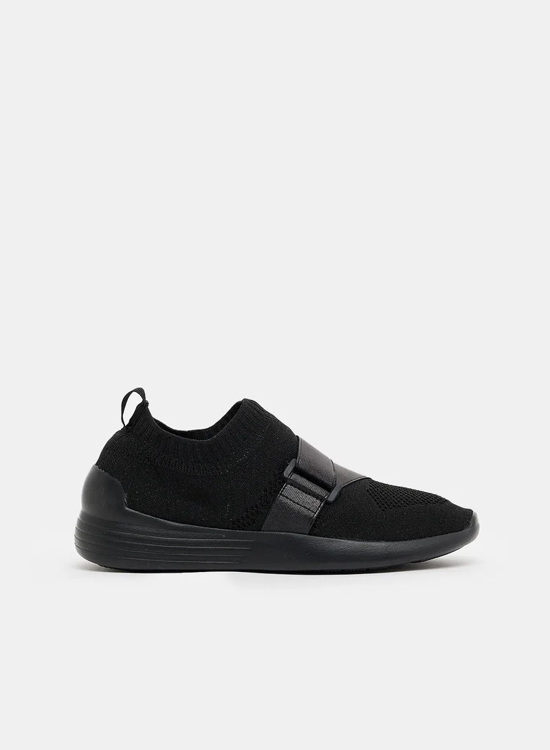 REFLEX Cross Strap Slip-On Sneakers