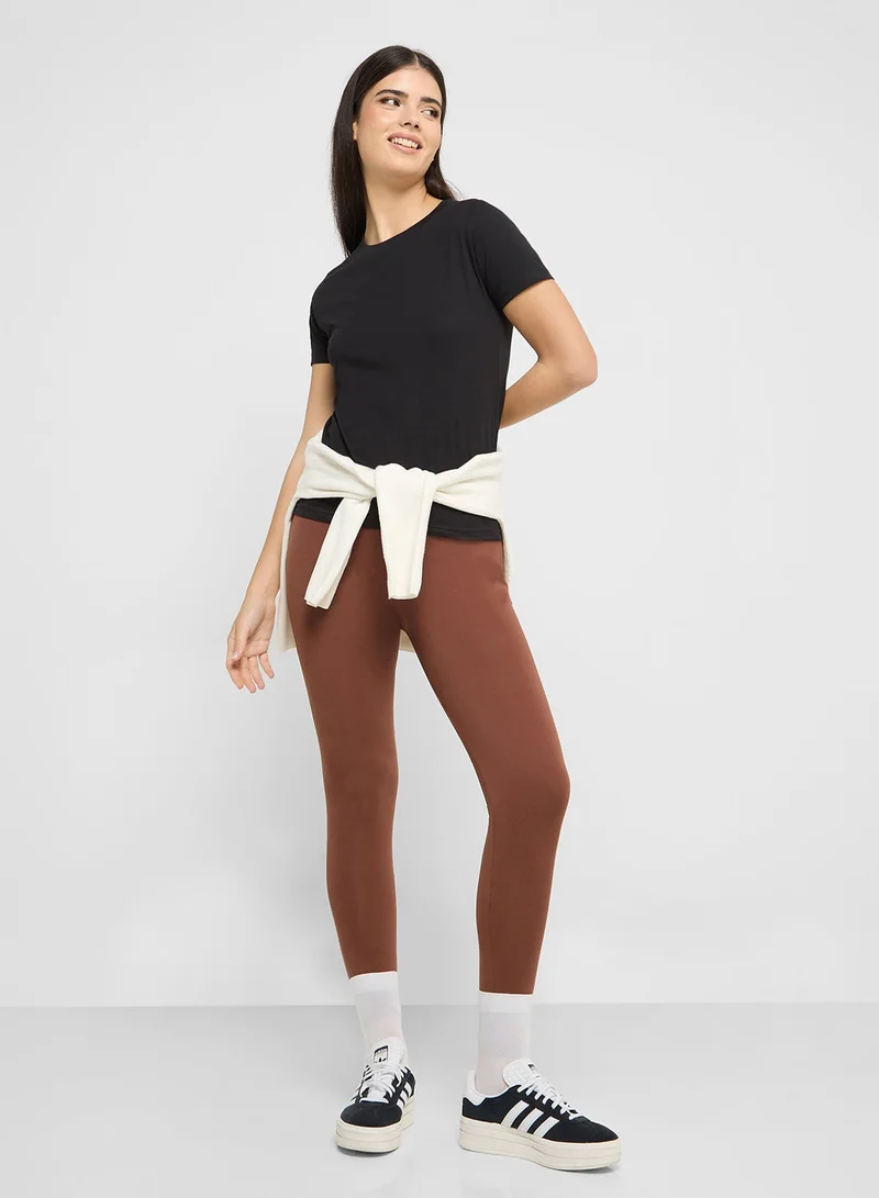 Ginger Basics Regular Crew Neck T-shirt