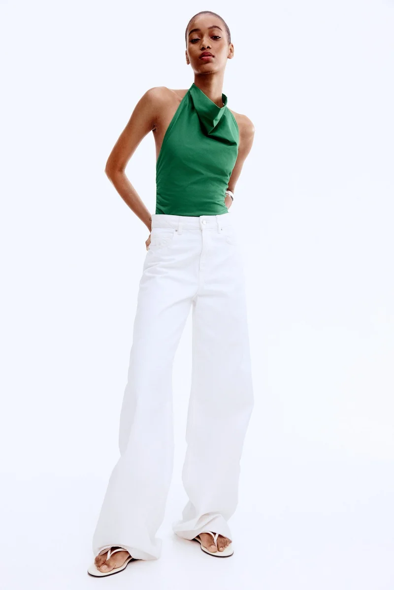 اتش اند ام بلوزة بحمالات حول الرقبة بتصميم منسدل