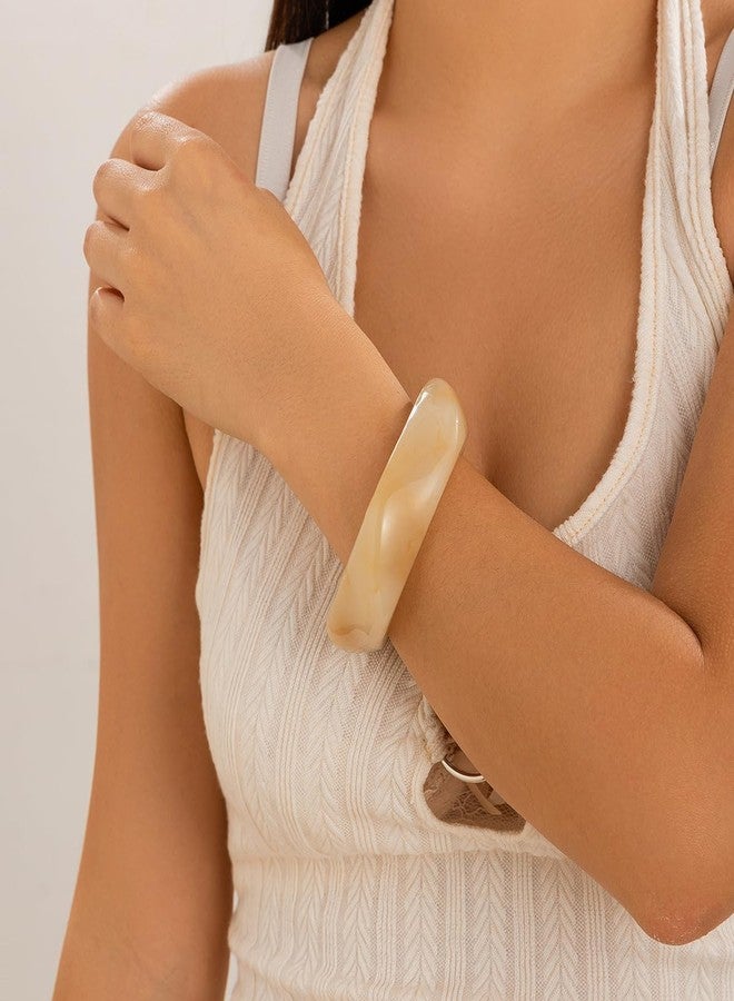 ZMANYIJEW Acrylic Resin Bangle Bracelets Chunky Acrylic Colorful Irregular Geometric Resin Acetate Wide Wristband Bracelet Gradient Dyeing Wide Bracelet (Cream-colored) - Image 5