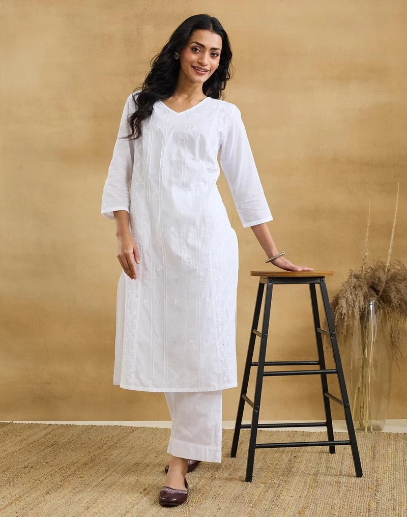 Fabindia White Cotton Chikankari Long Kurta
