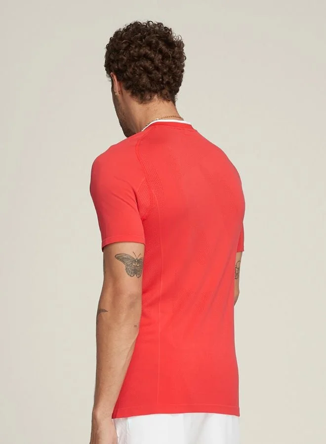 Wilson  Series Seamless Zip Henley T-shirt  | Best Price UAE