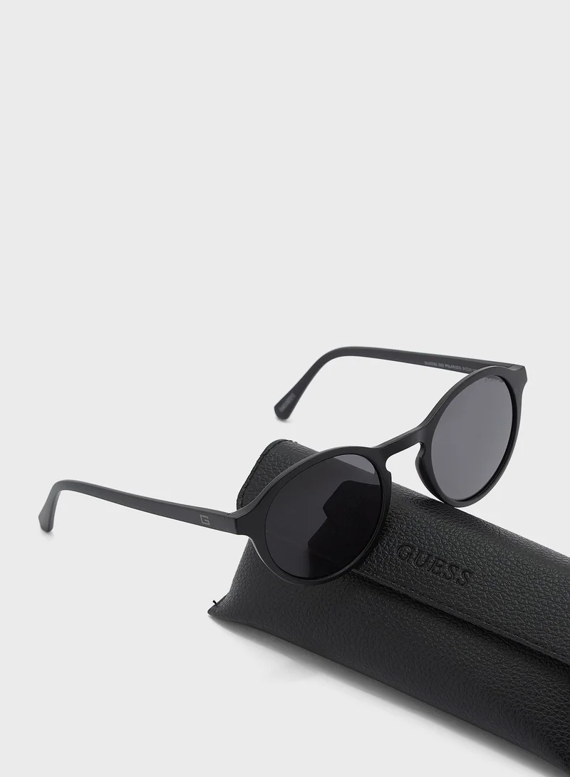 GUESS Round Sunglasses