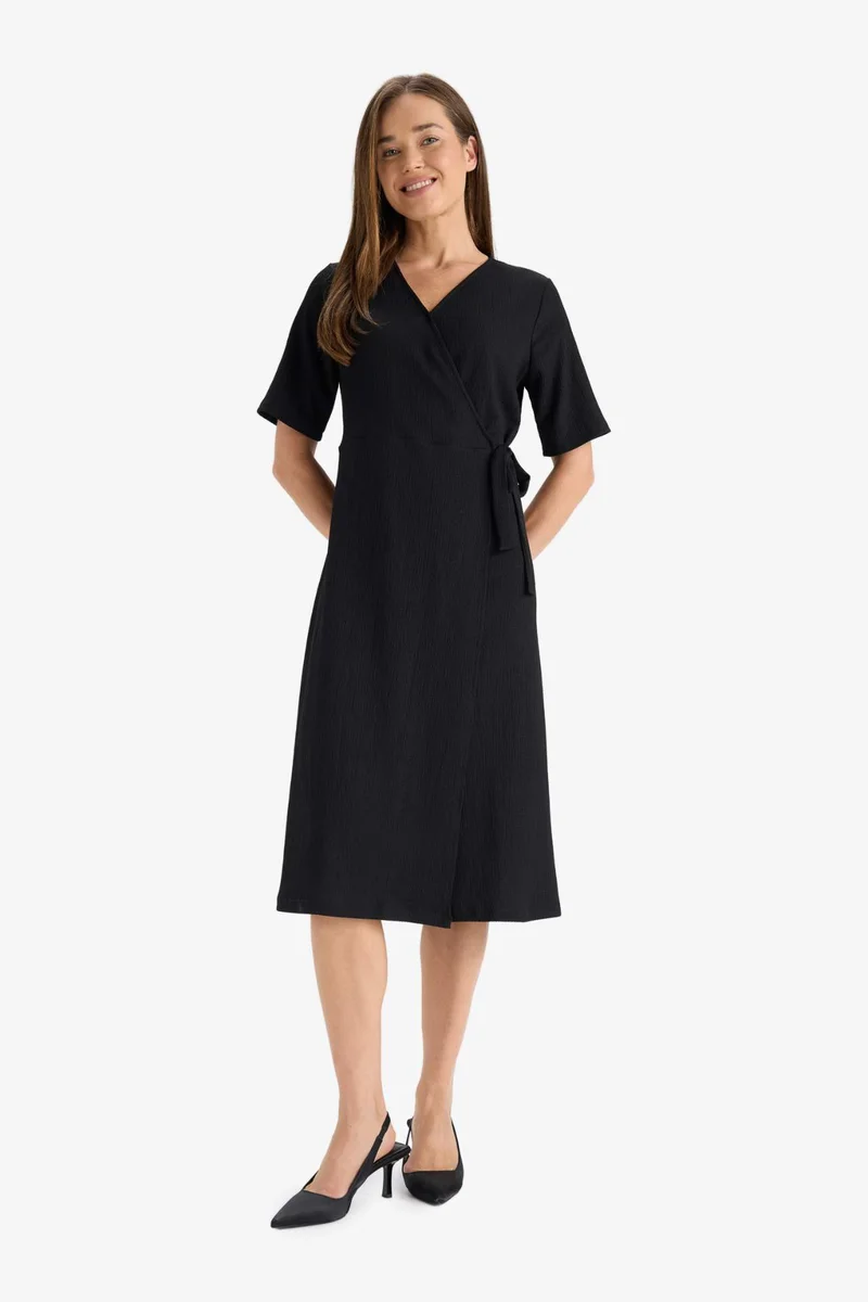 ديفاكتو Regular Fit V-Neck Dress