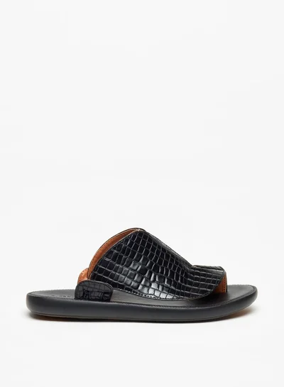 LBL by Shoexpress Men Textured SlipOn Arabic Sandals with Toe Loop Detail