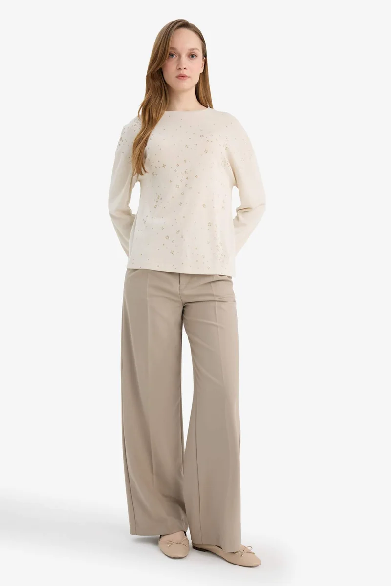 ديفاكتو Relax Fit Crepe Neck Long Sleeve T-Shirt