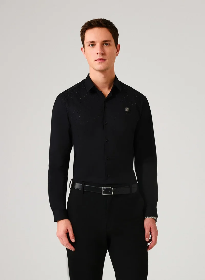 ثيودور القميص الأسود ليلة النجوم