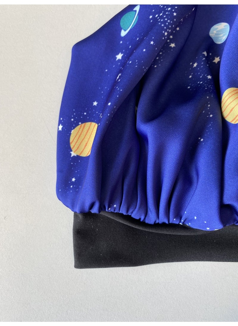 Pistore Blue Planet Patterned Satin Bonnet and Buckle Set for Curly Hair  - Image 2
