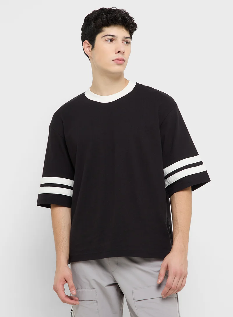 جاك اند جونز Jcoretreat Contrast Striped Short Sleeve Crew Neck