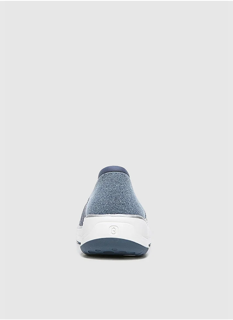 Naturalizer NATRIUMPH Flat Comfort Shoes