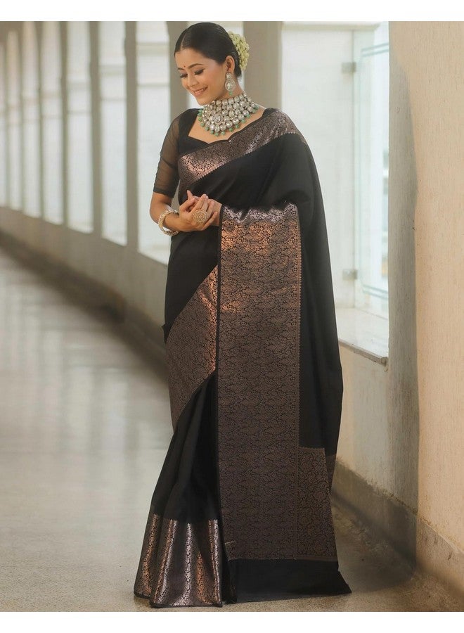 SIRIL ساري سيريلي النسائي من حرير كانجيفارام النقي ساري ناعم بأسلوب بناراسي مع قطعة بلوزة لحفل الزفاف (3991S497_أسود) - Image 3