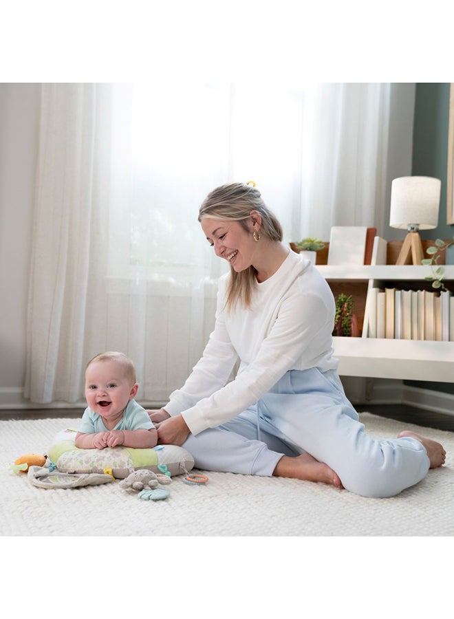 ingenuity Cozy Prop Sylvi Tummy Time Activity Pillow – 0 to 12 Months - Image 2