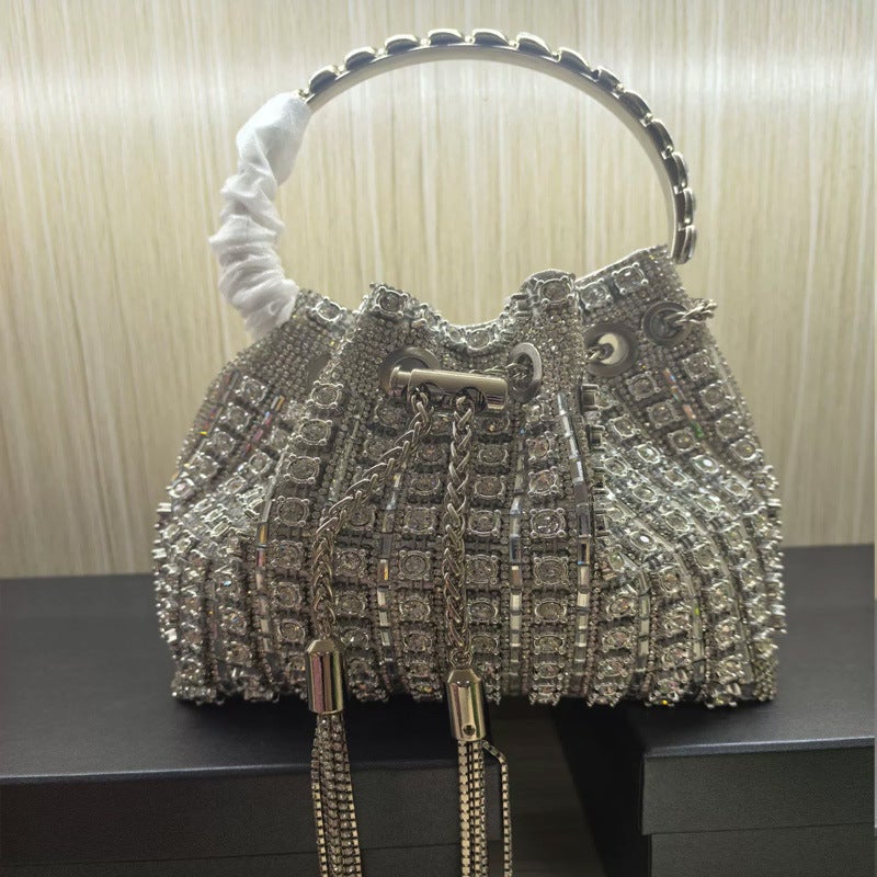 حقيبة دلو بسلسلة مرصعة بالكريستال لسهرة - Image 4