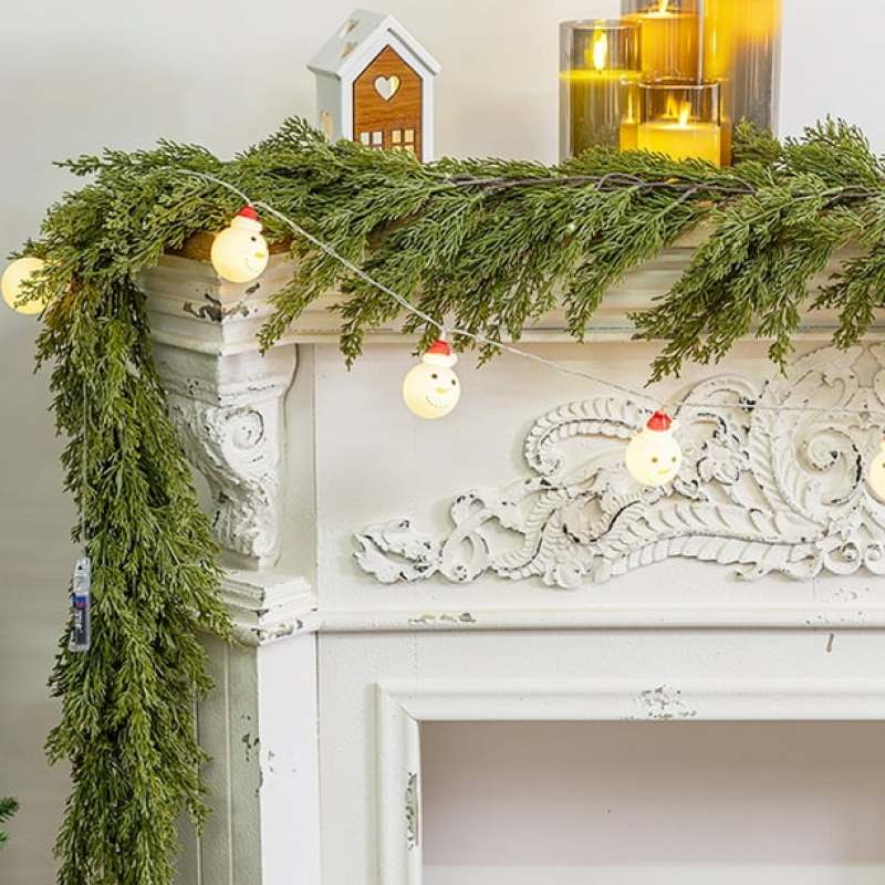 Christmas Garland: 180cm Green Realistic Artificial Pine Garland - Durable Plastic Lightweight Design for Xmas Winter Decor - Image 1