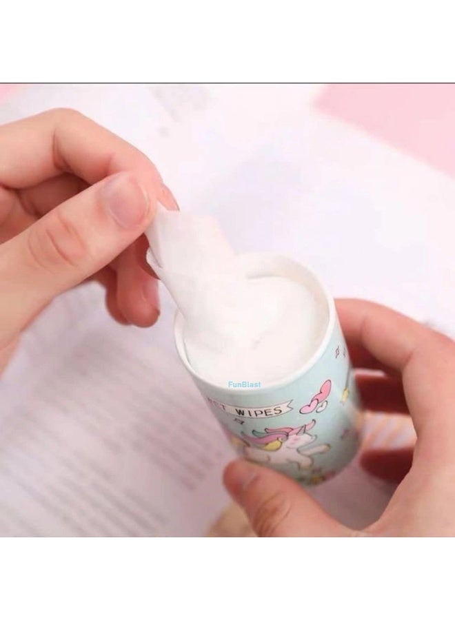 30 منديلًا مبللة صغيرة في علبة معدنية مطبوعة برسوم كرتونية لتنظيف الوجه والجسم للأطفال والبنات والرجال والنساء، على شكل علبة حلوى، مناديل مبللة محمولة (6 علب، متعددة الألوان) - Image 5