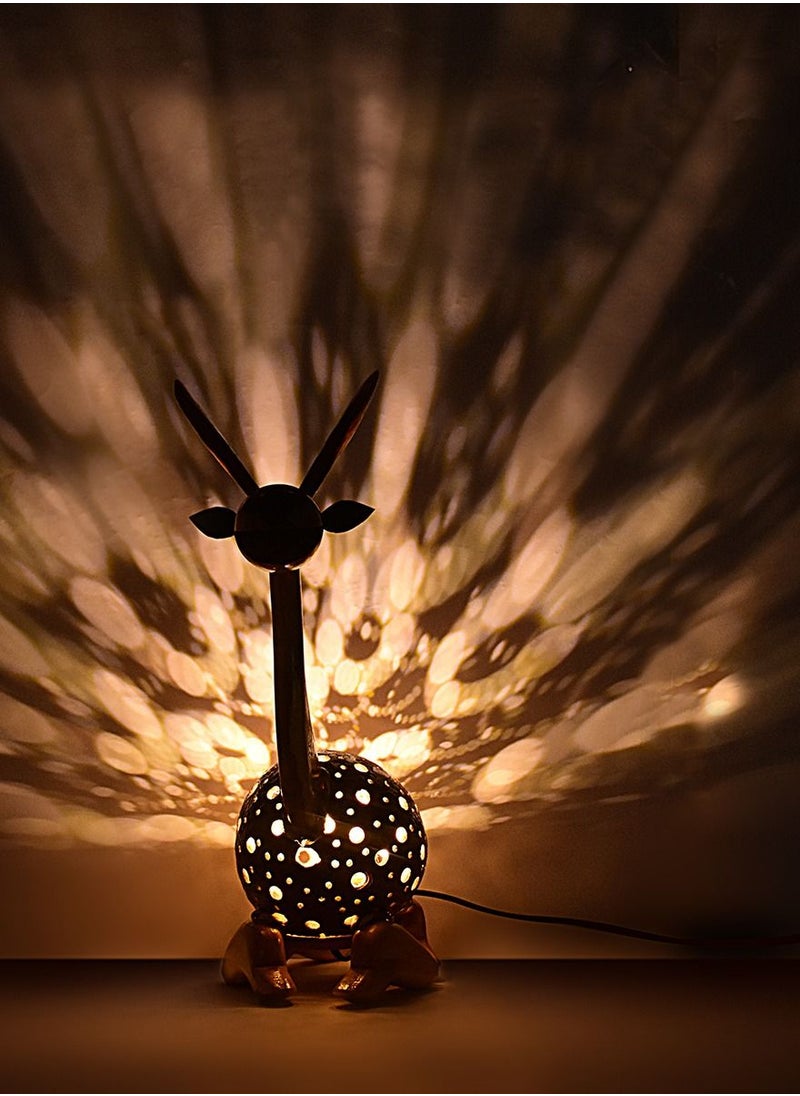 N & H Deer Design Coconut Shell Table Lamp  - Image 3