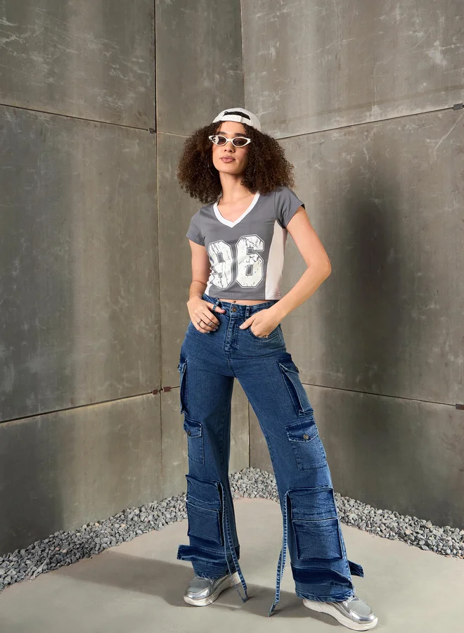 ساسافراس Sassafras Grey Contrast Panel 96 Print V Neck Fitted T-Shirt