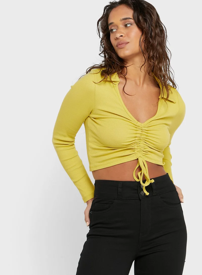 NEW LOOK Ruched Front Tie Detail Crop Top