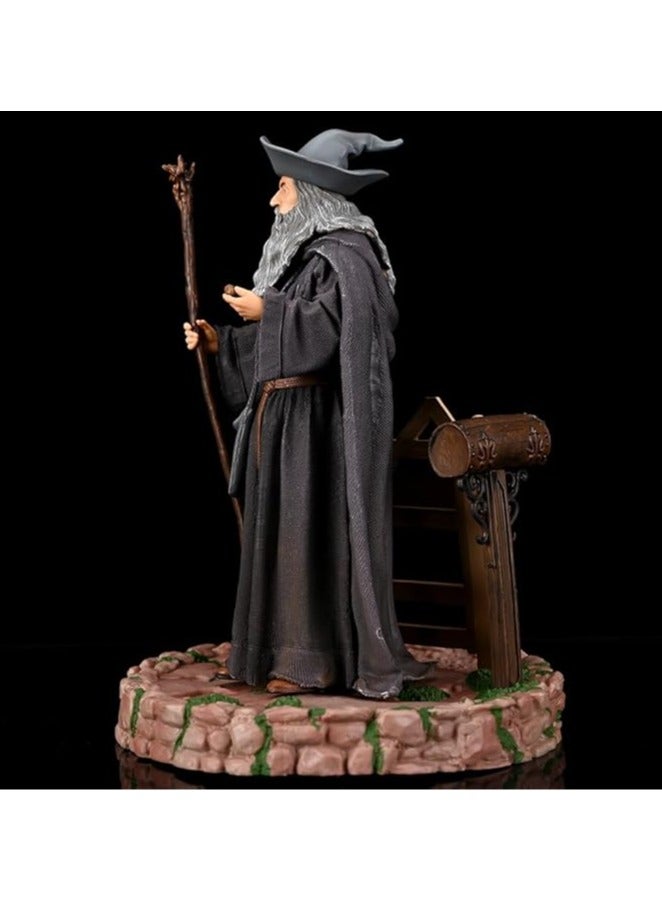 general Gandalf Character Statue, 21cm / 8.3in Gandalf Character Statue of the Lord of the Rings PVC Statue Computer Collection Toy Decoration Gifts - Image 2