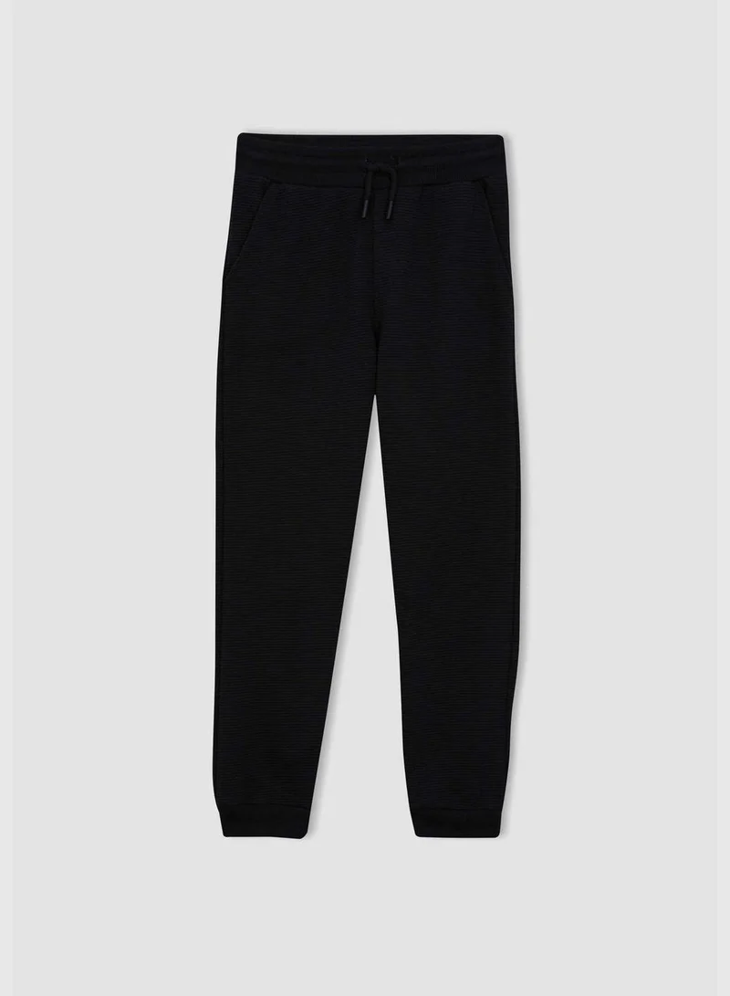 ديفاكتو Slim Fit Knitted Trousers