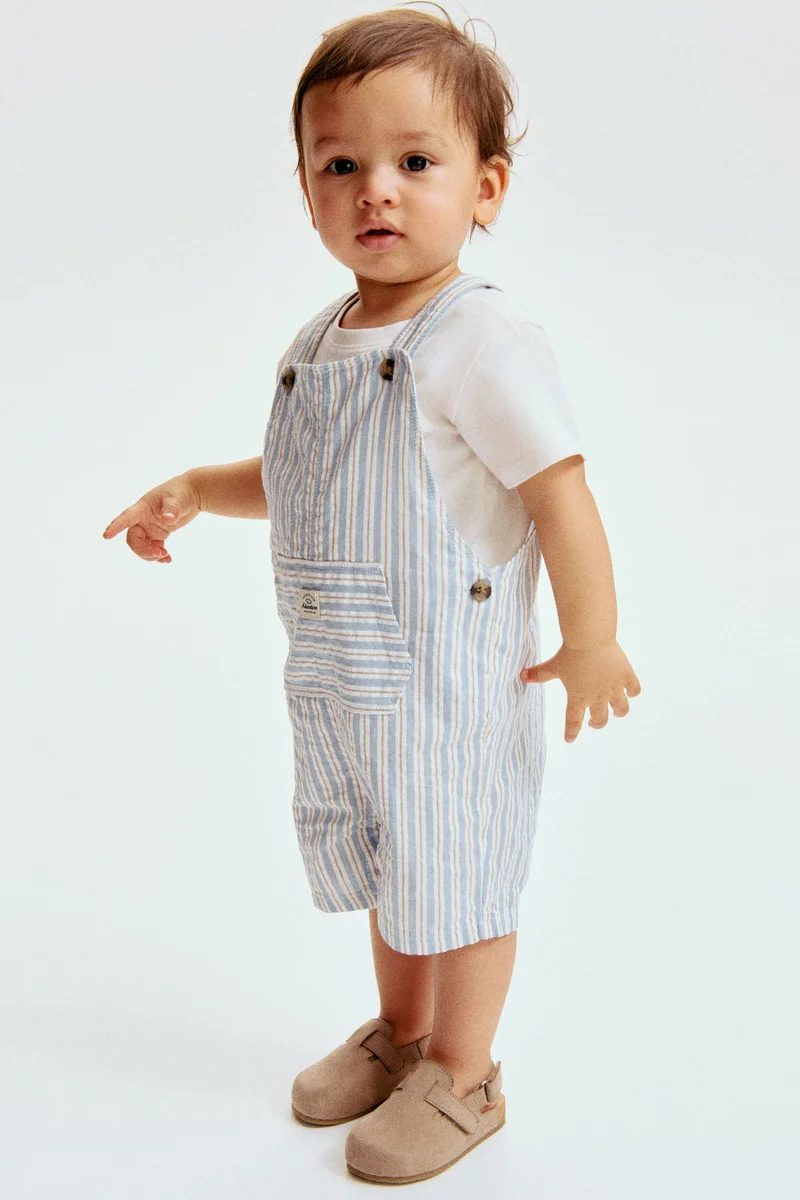 H&M 2-piece dungaree shorts and T-shirt set