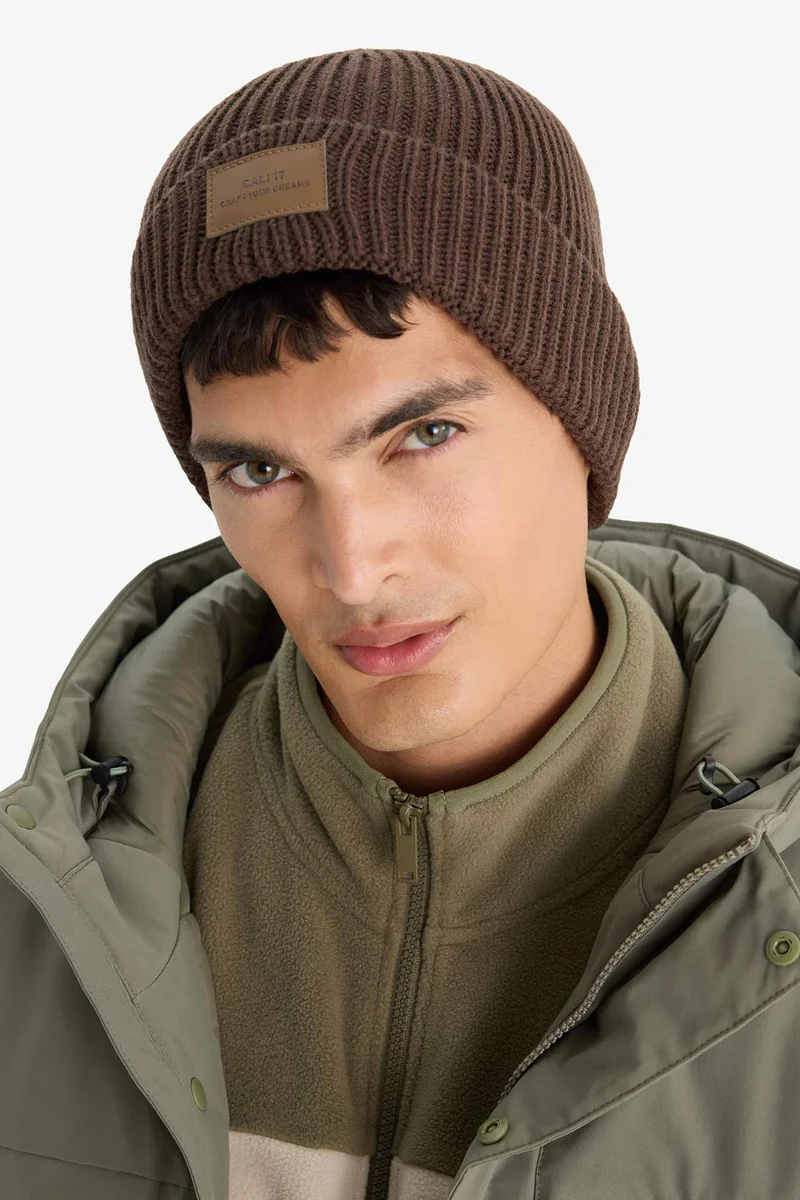 ديفاكتو Boy Woven Labeled Beanie