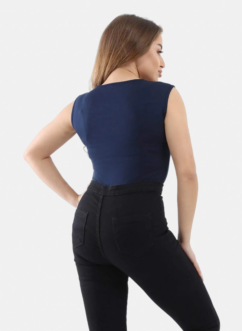 Carina Sleeveless Crew Neck Top - Image 3