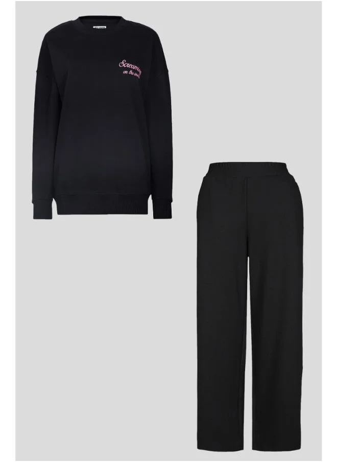 نسيسيرا Screaming on the Inside Terry Travel Co-ord Set