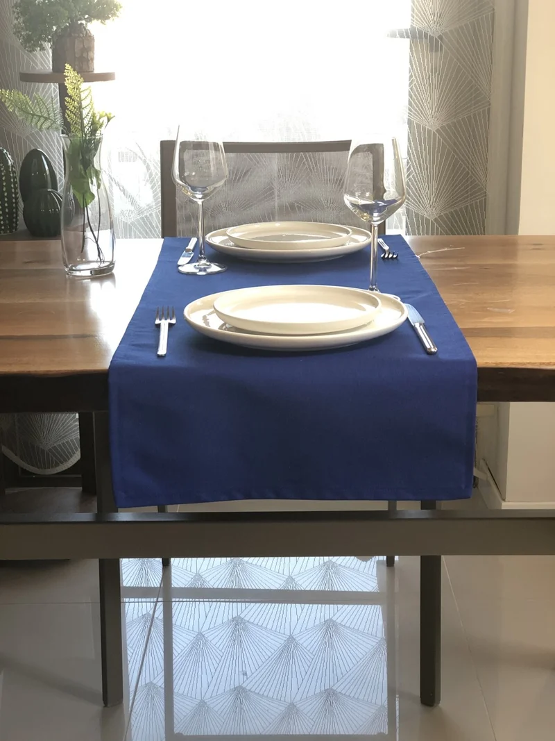 Desenİzmir Solid Color Square Runner Cover