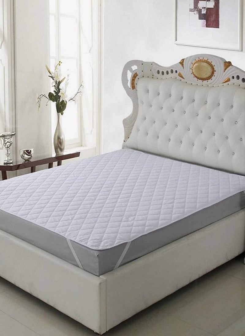 Blueberry Quilted Mattress Protector 200TC Top With Non Woven Interlining and 4 Corner Elastic 120x200cm - Image 1