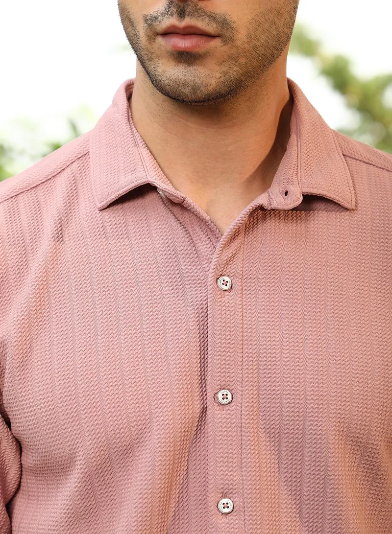 Campus Sutra Men's Powder Pink Chevron-Panel Tactile Shirt