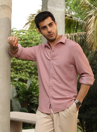 Men's Powder Pink Chevron-Panel Tactile Shirt - pzsku/Z3C2CC4BFC4A9117C28CBZ/45/_/1745570501/23094a35-c11a-4607-b175-2d3644b42168