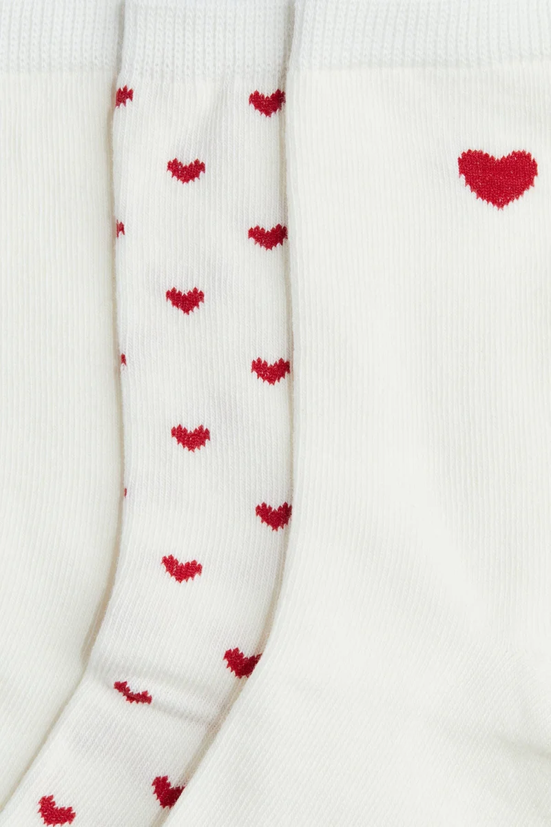 اتش اند ام جوارب محبوكة بتصميم مرن - عبوة من 5 أزواج