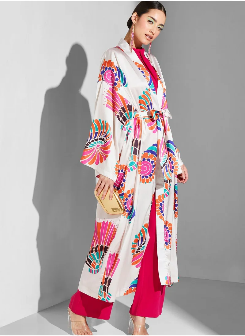 Namshi x Modanisa Floral Print Cape Sleeve Abaya
