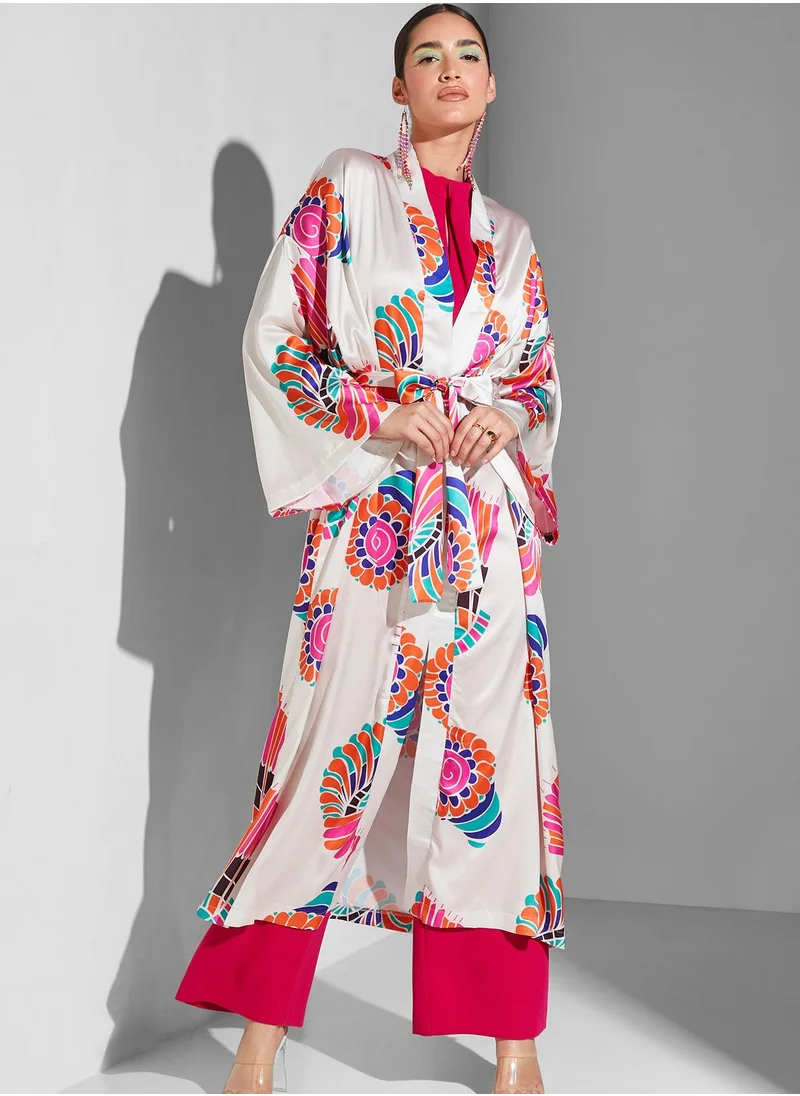 Namshi x Modanisa Floral Print Cape Sleeve Abaya