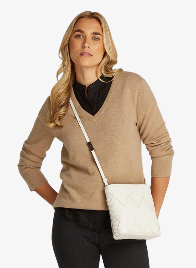 كالفن كلاين حقيبة كروس بودي مربعة - Image 2