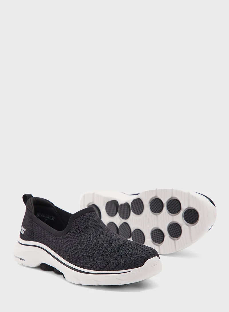SKECHERS Go Walk 7