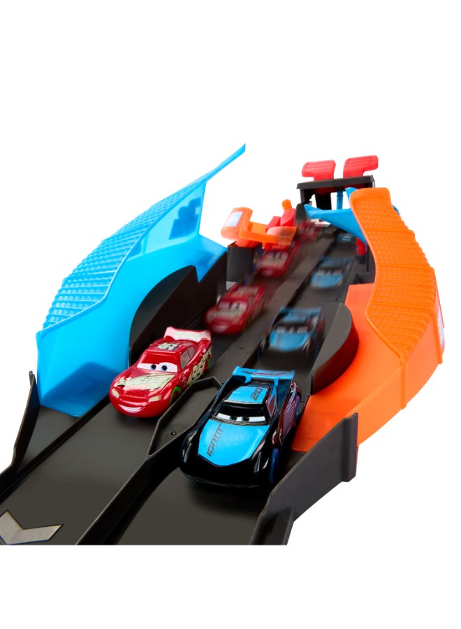 Disney Cars مجموعة مسار سباق السيارات الليلية - Image 4