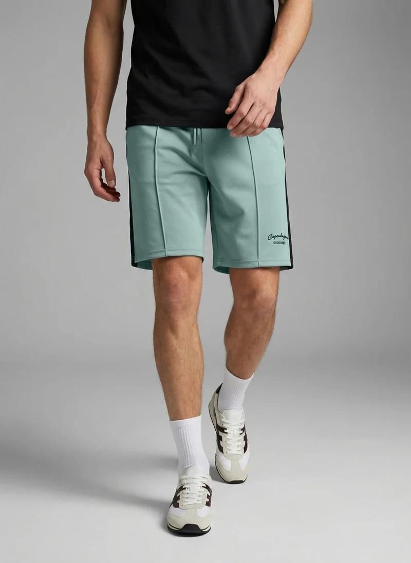 NOBERO Gray Mist Nobero Copenhagen Shorts | Men’s Shorts | Regular Fit | 260 GSM 100% Cotton Terry | Breathable Comfort for Daily Wear | Elasticated Drawstring Waist + Side & Welt Pockets | Available in 5 Colours for Men | Best Price UAE