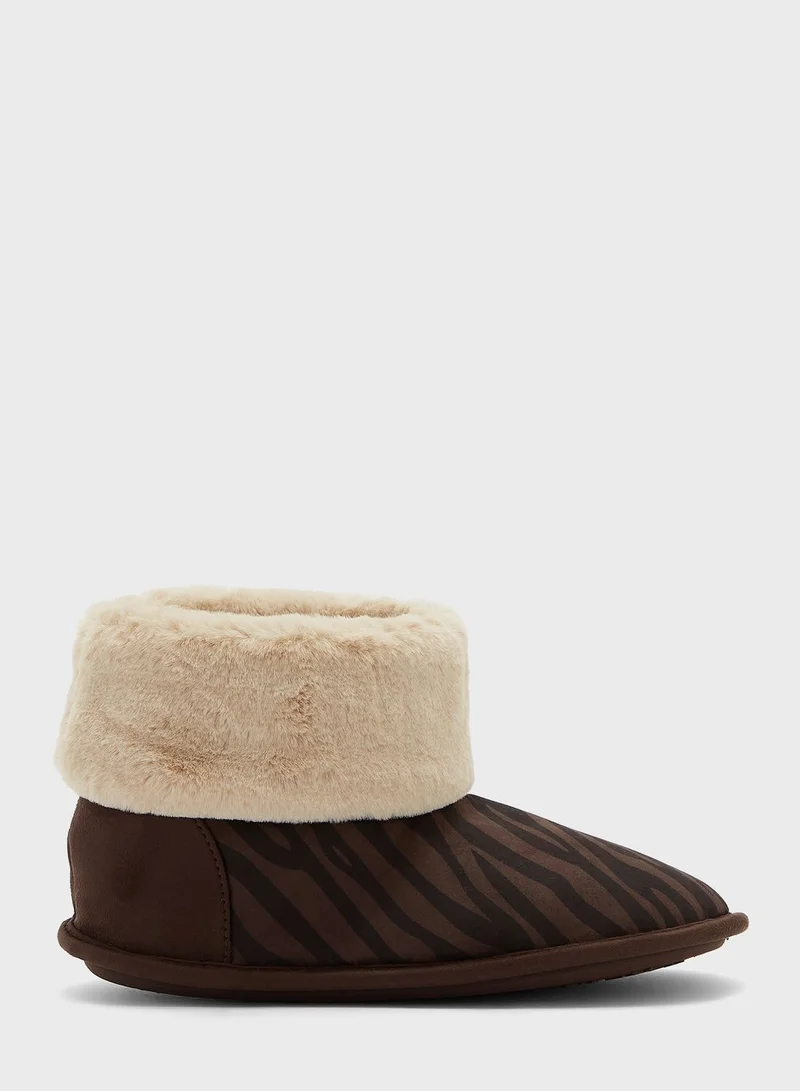 Marks & Spencer Turn Down Boots